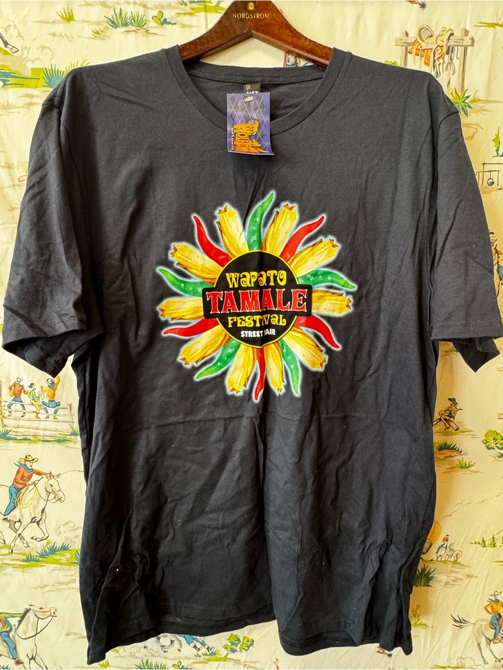 Men’s Navy Graphic Tee size XL NWT